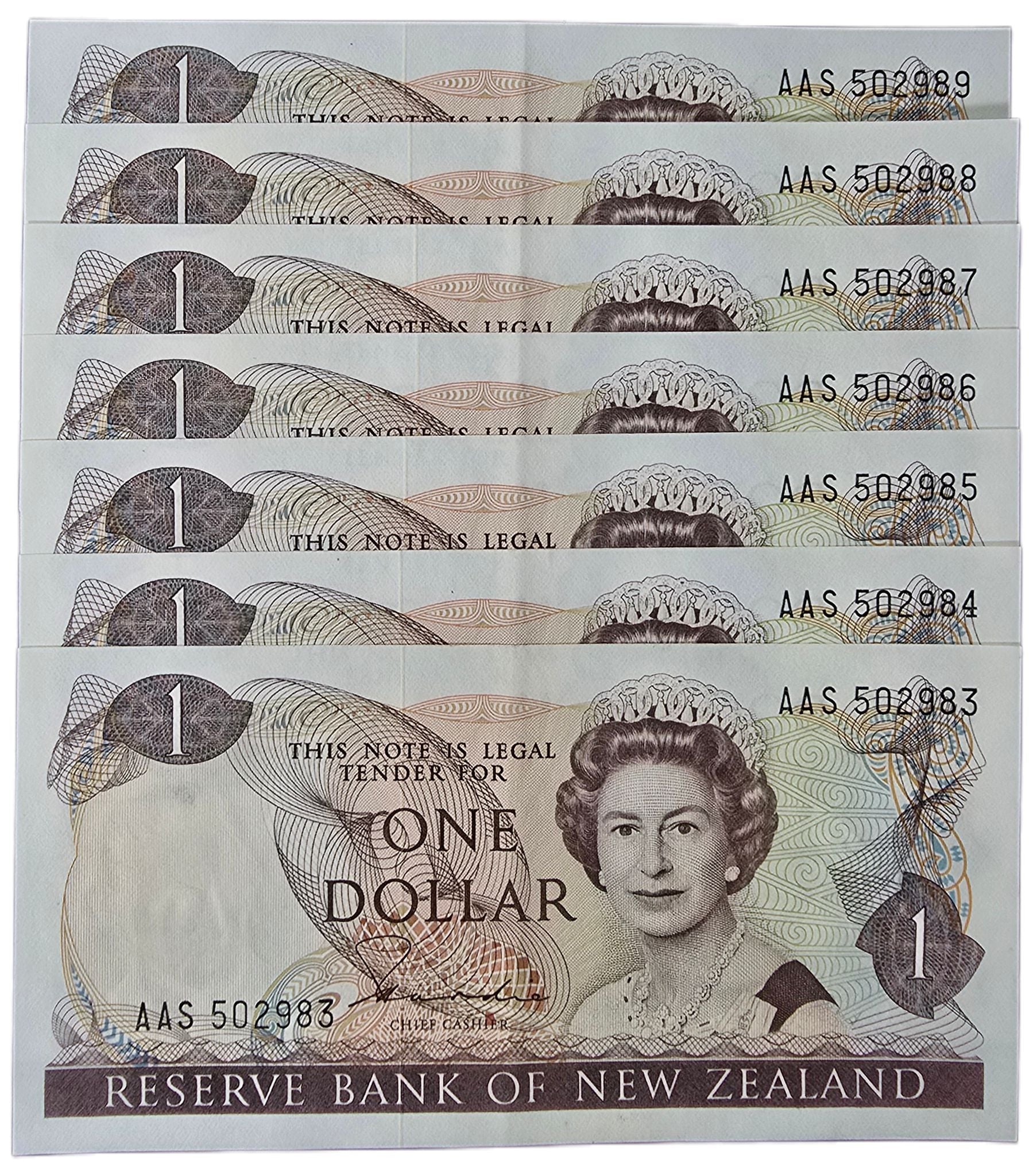 1981-1985 New Zealand One Dollar, 7 Consecutive Notes - Arts & Entertainment > Hobbies & Creative Arts > Collectibles > Collectible Coins & Currency > Collectible Banknotes from The Half Crown