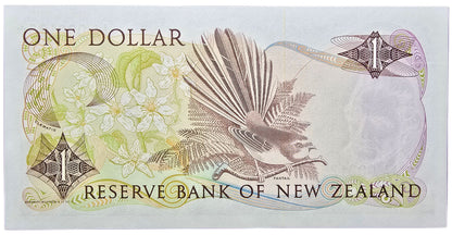 1981-1985 New Zealand One Dollar, AA 000125*